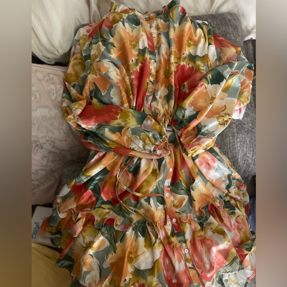Cute frilly dress